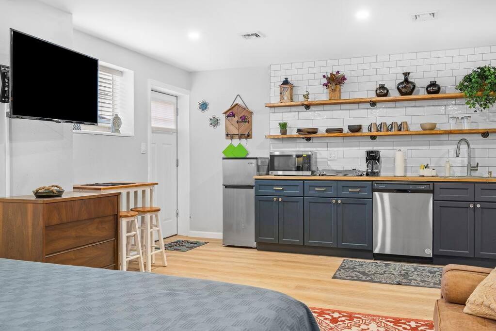 Trendy & Hip South Side Studio Walk To Downtown Pittsburgh Exterior foto